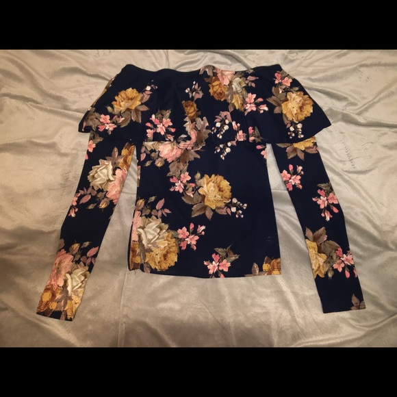 Shirts - Picture 3 of 8